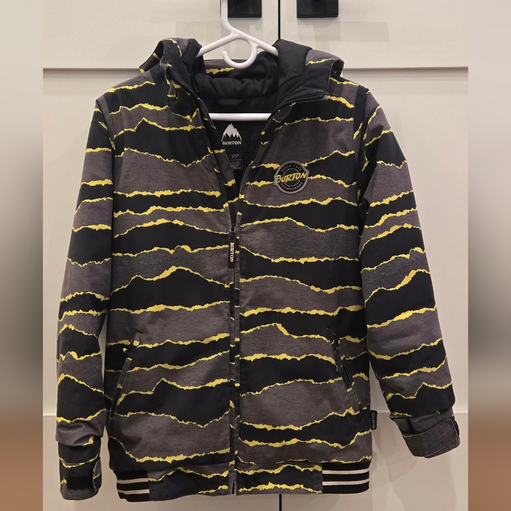 BURTON Boys Game Day Snowboard Jacket, Torn Stripe, Size Large